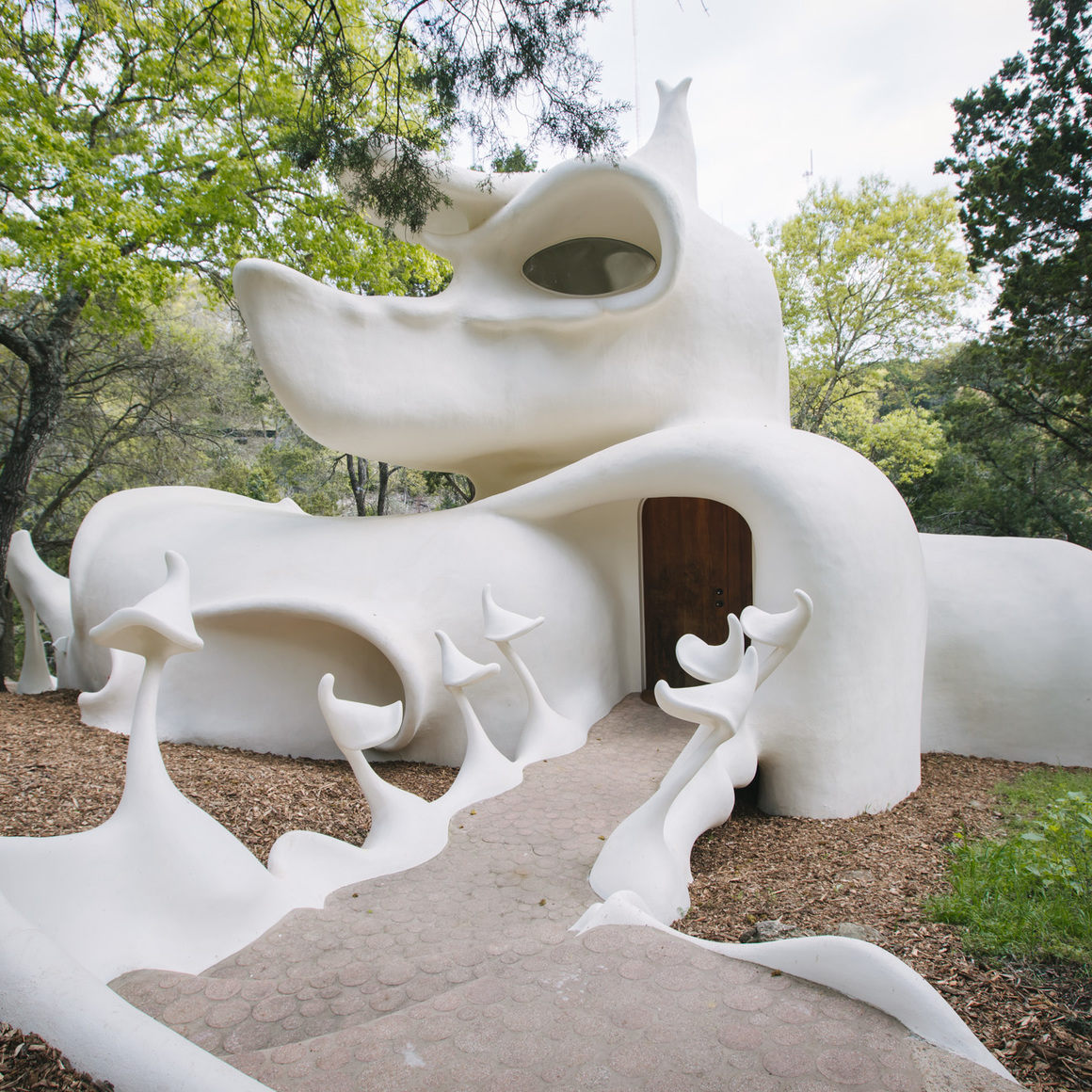 Ha gyűlölöd a derékszöget, akkor ez a hippi búvóhely neked való 3