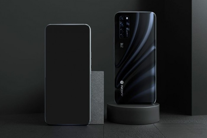 Rejtett kamerát tettek az okostelefonba