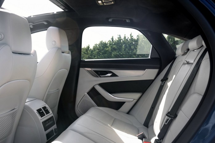 Menőbb és tisztább a Jaguar sportkombija 8 | Vezess Menőbb és tisztább a Jaguar sportkombija 8