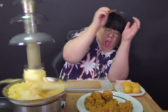 Halálpörgésbe kezdett az ártalmatlannak tűnő sajtfondü