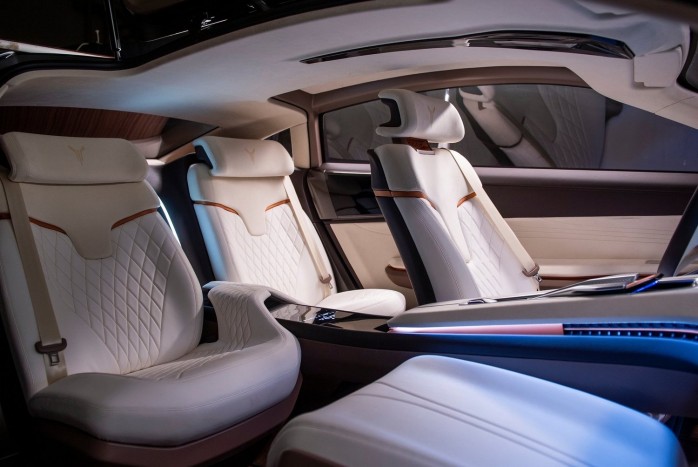 Már a kínaiak is tudnak olasz luxusautót építeni 7