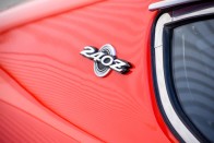Elképesztő érték a hibátlan, piros Datsun 240Z 30