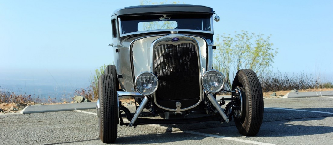 Négy keréken száguldó történelem, újraöltöztetve