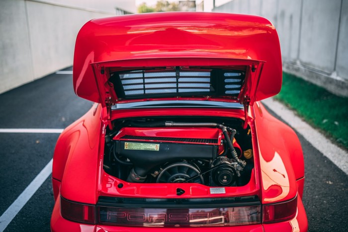 Minden idők egyik legritkább 911-ese a 964 Turbo S 6 | Vezess Minden idők egyik legritkább 911-ese a 964 Turbo S 6