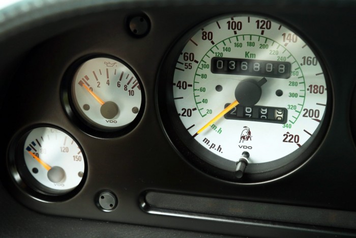 Ez a klasszikus Lamborghini Diablo SV visszarepít az őrült kilencvenes évekbe 5