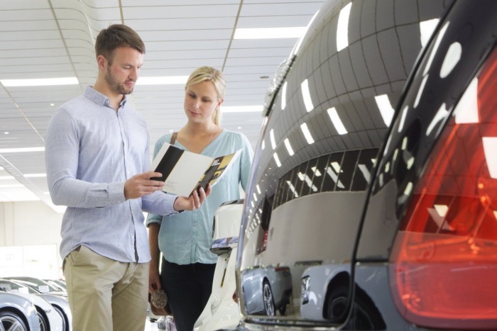 Nagyot bukott, mégis vezet a Suzuki 1 | Vezess Nagyot bukott, mégis vezet a Suzuki 1