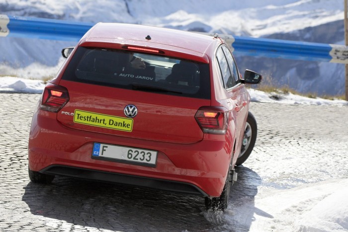Érkezik a vadonatúj Škoda Fabia 1 Érkezik a vadonatúj Škoda Fabia 1