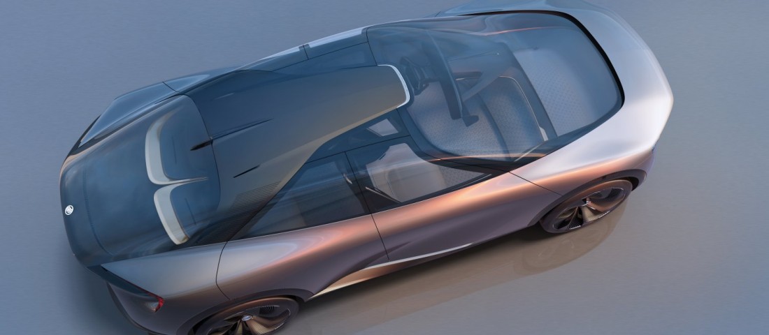 Villanymotorral térhet vissza a patinás luxusautó