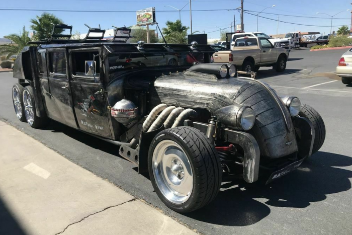 Ez az egyedi gép a pokolban is lehetne szolgálati autó