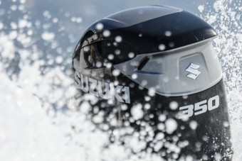 Ez a Suzuki tisztítja a tengereket