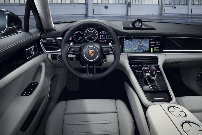 Méregerős csúcshibrid a Porschétől 19 Méregerős csúcshibrid a Porschétől 19