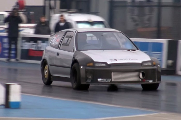 GT-R-t reggelizik ez a 700 lóerős Honda Civic