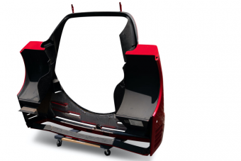 Törötten, hiányosan is 1,2 milliót ér egy Ferrari F40 motorházfedele