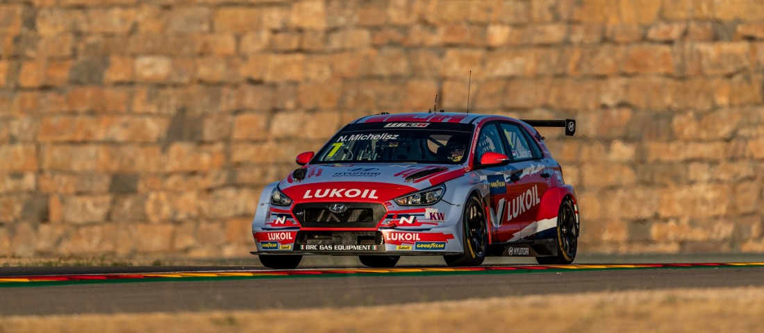 Őskáosz a WTCR-időmérőn, megvan Michelisz idei első pole-ja