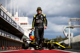 Alonso belebukhat az F1-es visszatérésbe