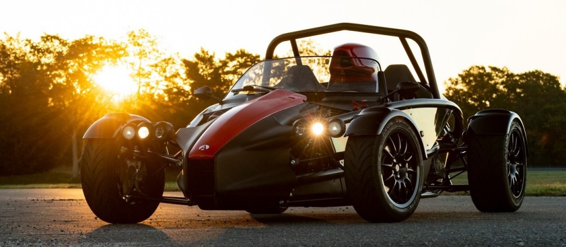 Igazi őrület négy keréken az Ariel Atom