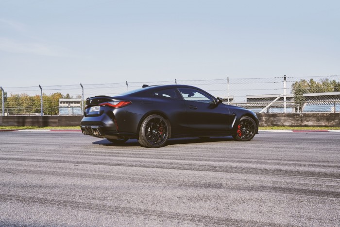 Villámgyorsan elkelt a limitált szériás BMW M4 6