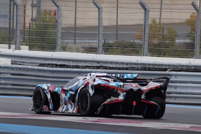 Rejtélyes, de annál izgalmasabb Bugattit „buktattak le” a Paul Ricard-on