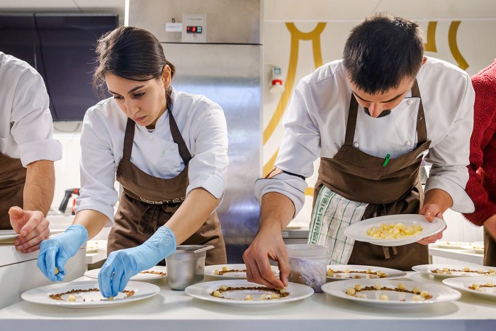 Michelin-csillagos ételek költöztek a pesti óriáskerékre 6