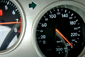 Ez az 1000 lóerős Toyota Supra pokolian megy, és nem okoz csalódást