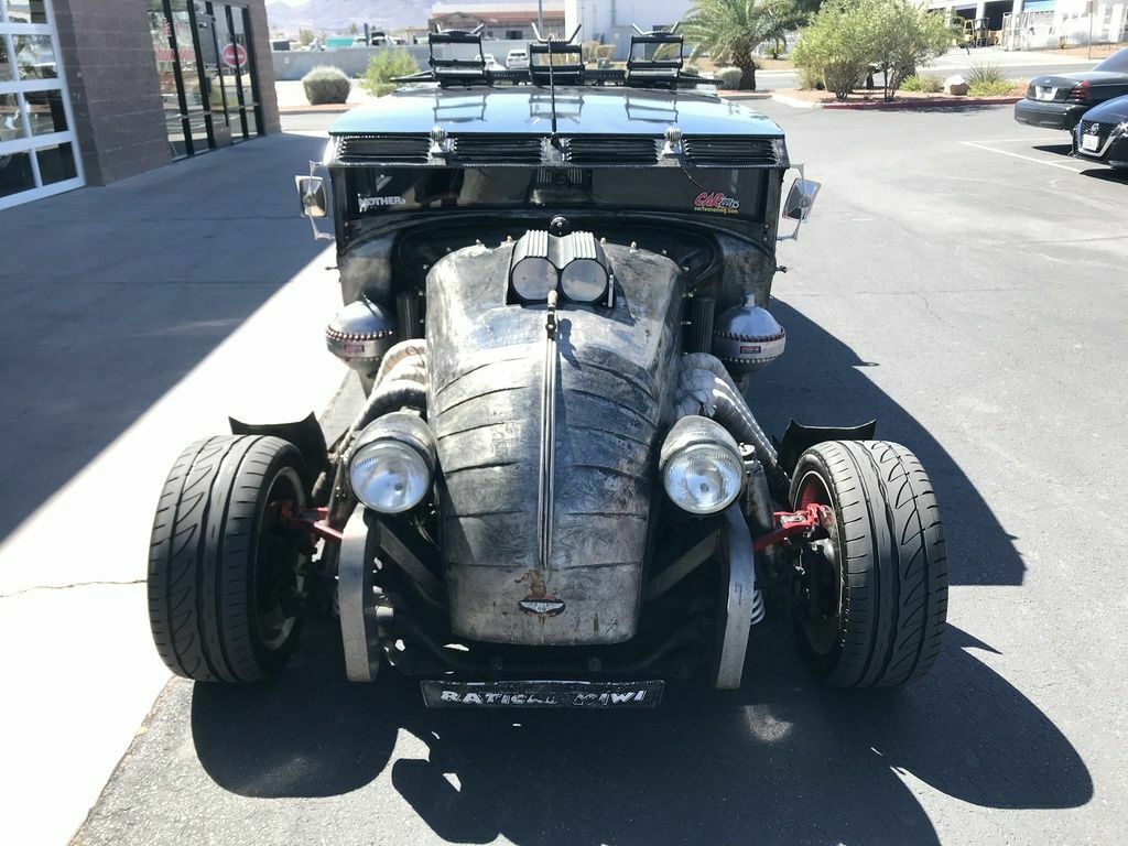 Ez az egyedi gép a pokolban is lehetne szolgálati autó 3