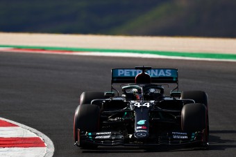 F1: Hamilton kicselezte Bottast a portugál időmérőn