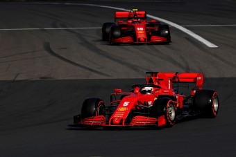 F1: Vettel célozgatott, a főnök durván helyretette