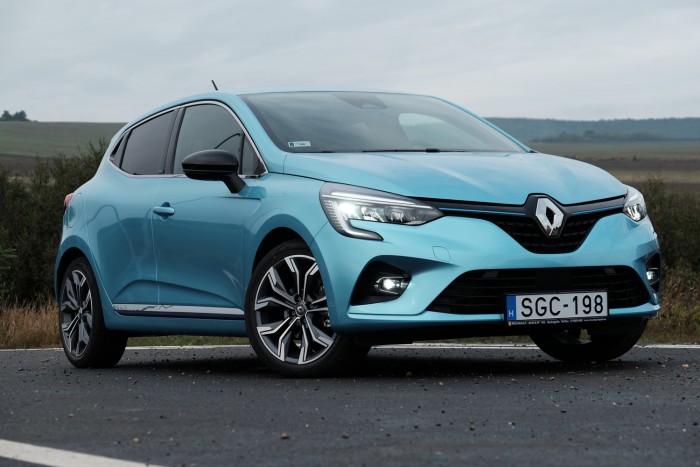 Végigpróbáltuk a Renault összes hibridjét 13