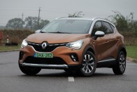 Végigpróbáltuk a Renault összes hibridjét 43