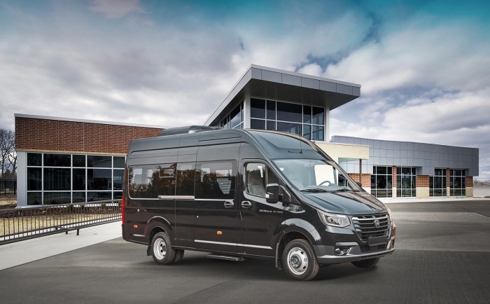 Itt az olcsó orosz elektromos furgon? 1