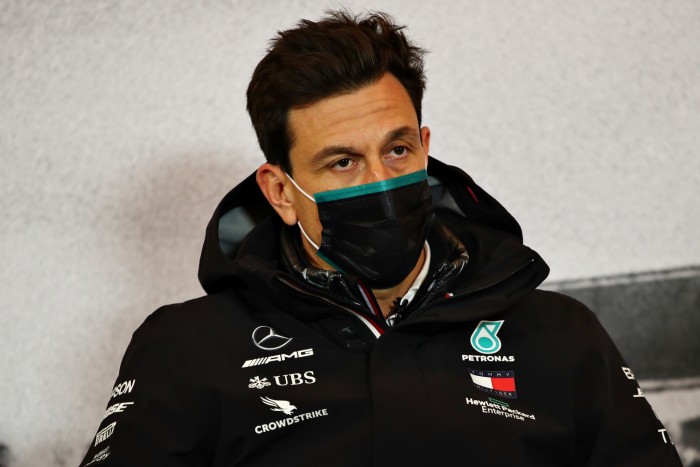 F1: Hoppon maradt a botrányhős pilóta 2 F1: Hoppon maradt a botrányhős pilóta 2