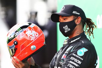 F1: Megható ajándékot kapott Hamilton