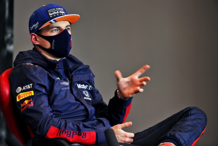 A pénzért kicsinálják a Forma-1-es szerelőket? 2