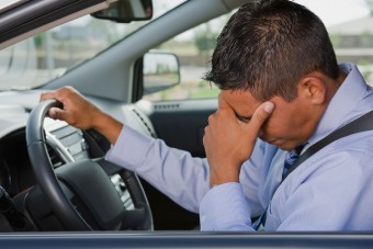 Borzasztó csapdába került egy pesti autós