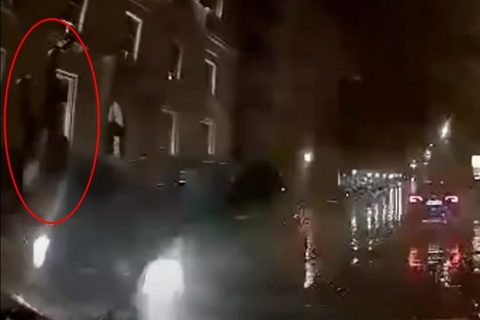 Ilyen az, ha az orrod előtt ütnek el egy gyalogost