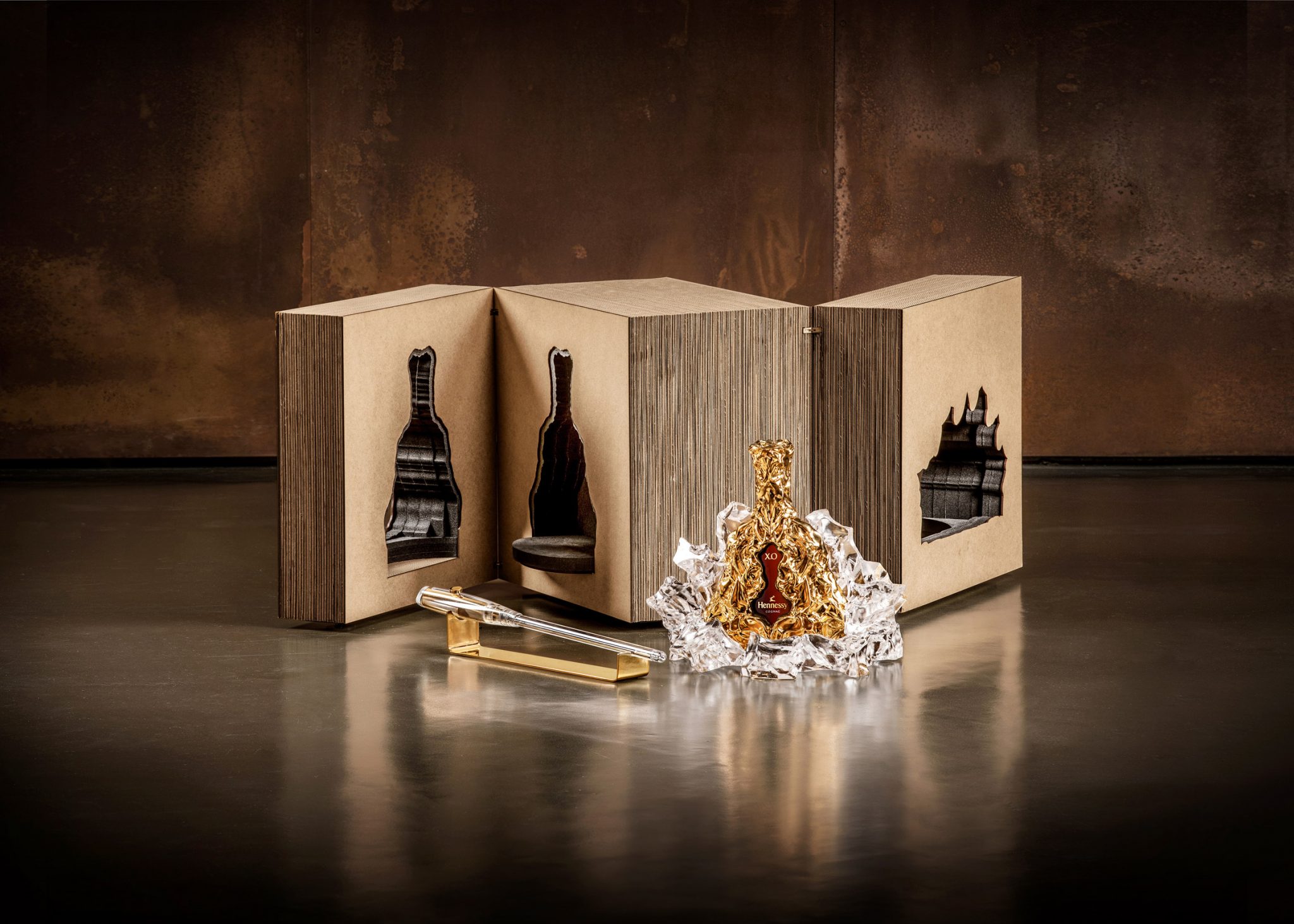 Nem mindennapi palackba csomagolják a 150 éves konyakot 3 | Vezess Nem mindennapi palackba csomagolják a 150 éves konyakot 3