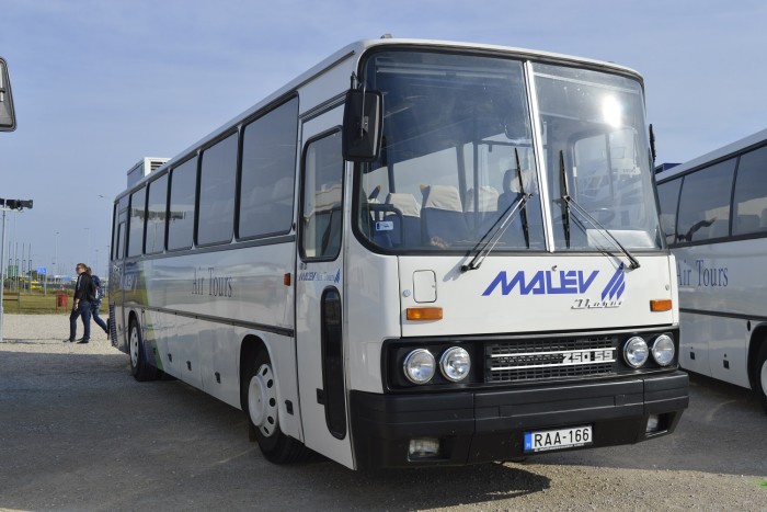 Jemenben csak Magarinak hívták az Ikarusokat 76 Jemenben csak Magarinak hívták az Ikarusokat 76