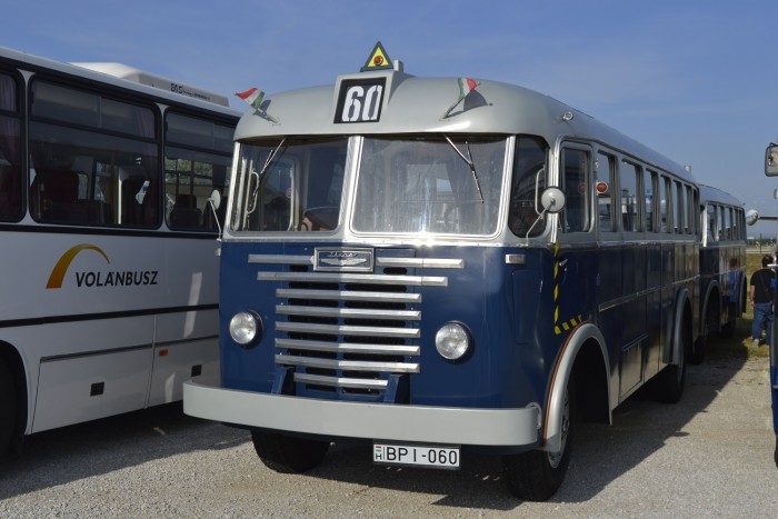 70 éves buszmatuzsálemmel utazhatsz a hétvégén 1 | Vezess 70 éves buszmatuzsálemmel utazhatsz a hétvégén 1