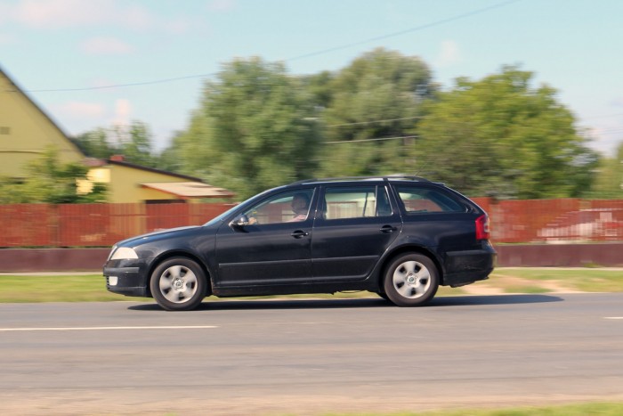 Használt autó – Egy visszatekert órás extaxi, 985 000 kilométerrel 3 Használt autó – Egy visszatekert órás extaxi, 985 000 kilométerrel 3