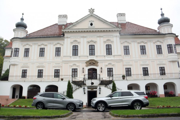 Új hibridek: ezért nem a Toyota a példa 1 Új hibridek: ezért nem a Toyota a példa 1