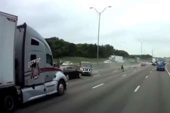 Forgalommal szemben hasított a sztrádán, tragédia lett a vége