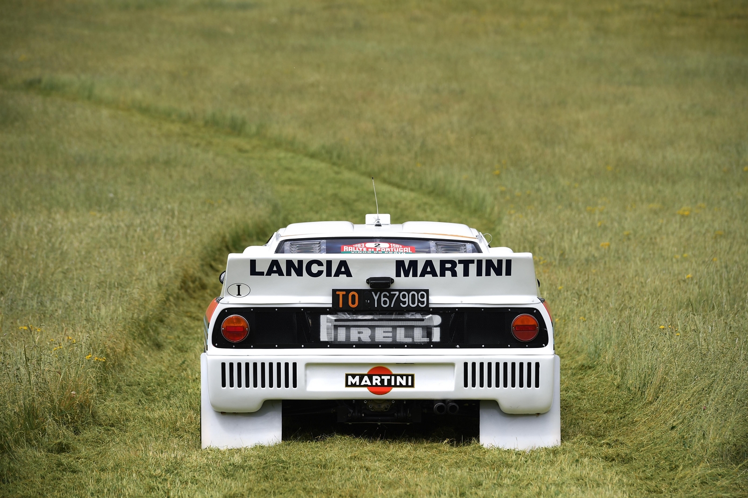 Walter Röhrl hajtotta ezt a legendás Lancia 037-est 4