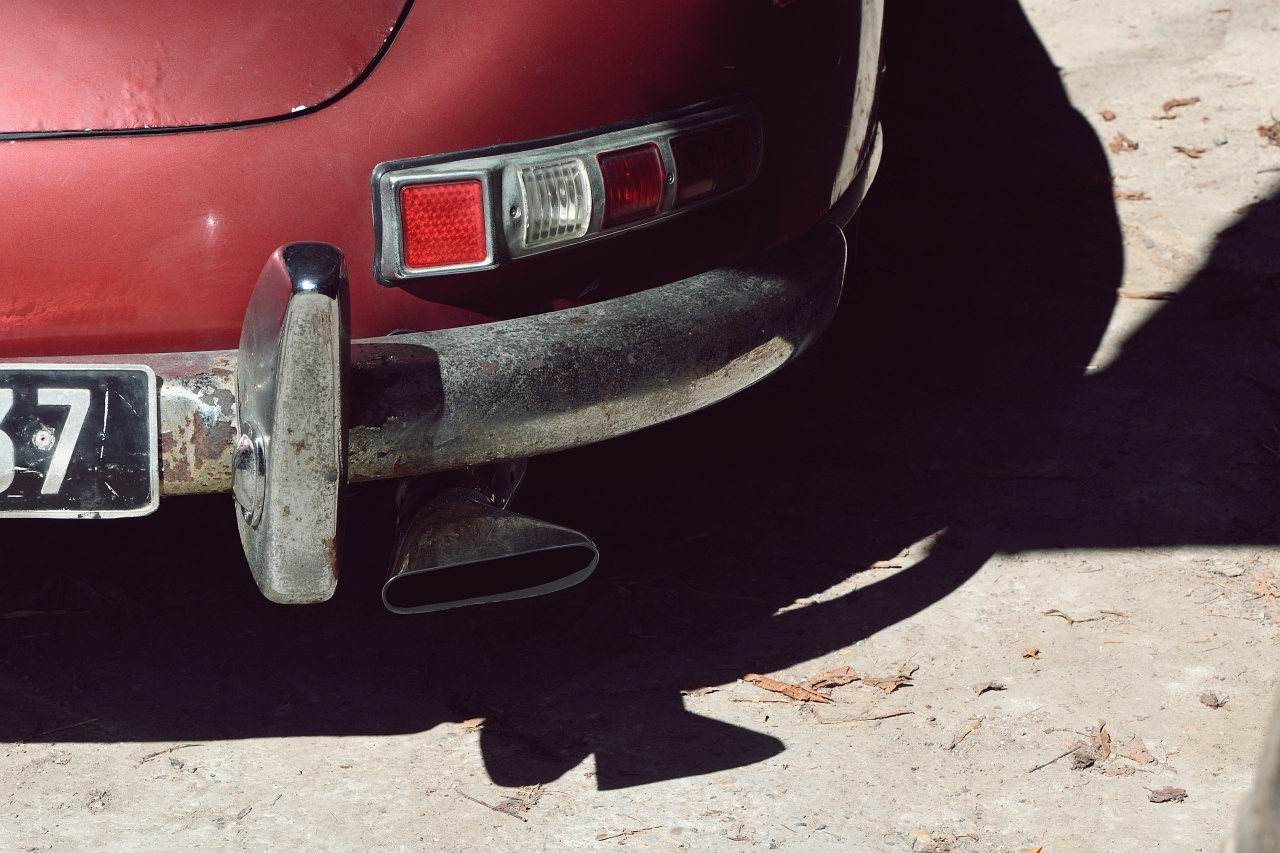 Gyönyörű, patinás 300 SL Roadster bukkant elő a francia pajtából 24