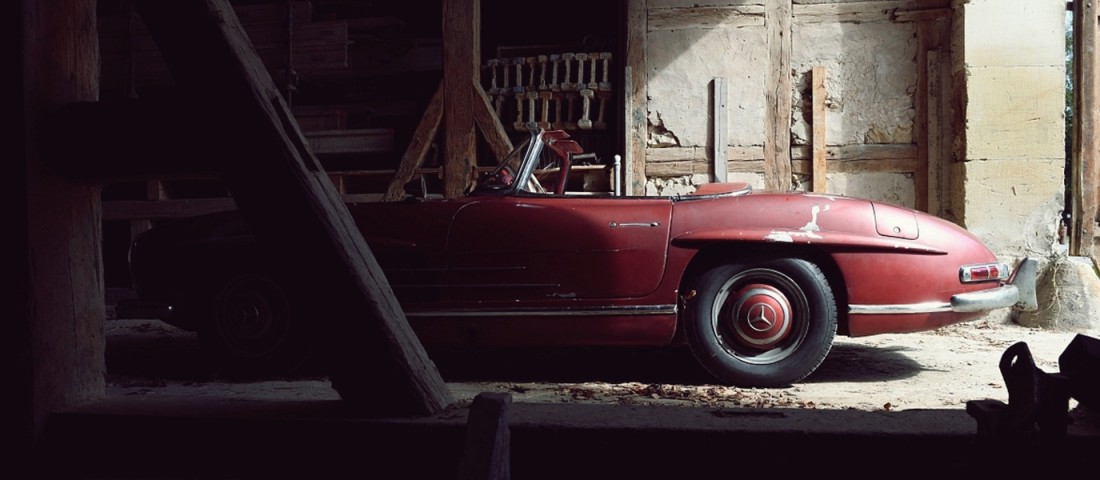 Gyönyörű, patinás 300 SL Roadster bukkant elő a francia pajtából