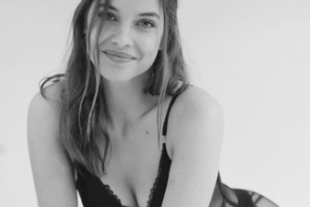 Palvin Barbi olyan fotókat töltött fel mostanában az instára, hogy olvadunk, mint vaj