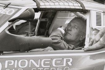 Legendás filmes órák kerülnek kalapács alá