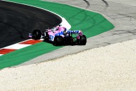 F1: A pályahibák sem állították meg Bottast 1