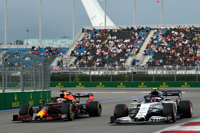 F1: A Honda után a Red Bull is kiszállhat