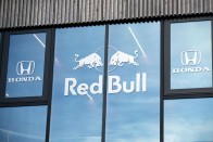 F1: A Red Bull megörökölheti a Honda-motort 1