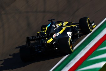 F1: Keresztbe tesz a Renault is a Red Bullnak